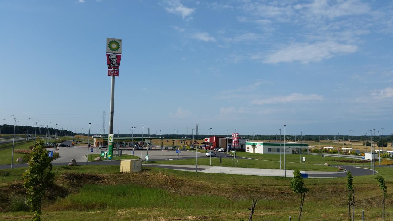 Motel Stare Brynki Przy Stacji Bp Trojka Chlebowo Экстерьер фото